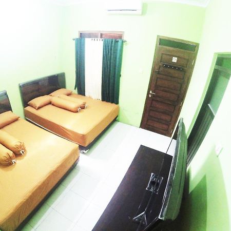 Minggiran Street Homestay Jogja Yogyakarta Ngoại thất bức ảnh